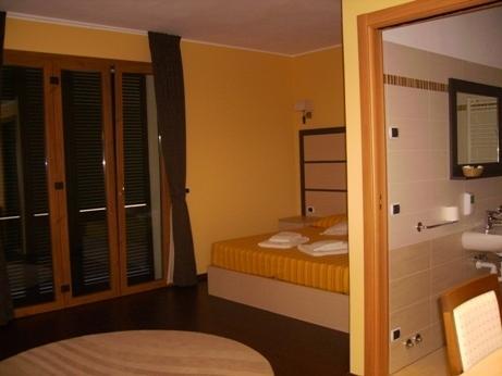Hotel La Solitaria Carlazzo Extérieur photo